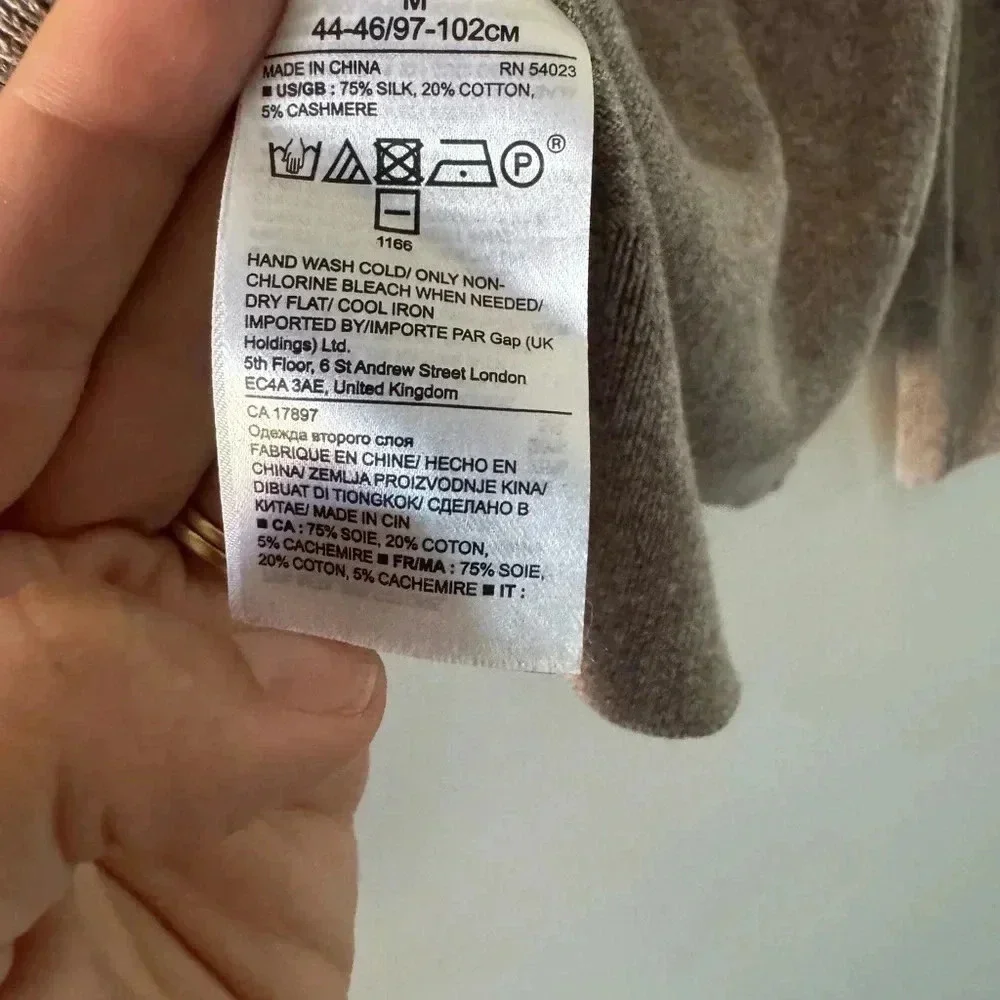 Banana Republic‎ LUXURY blend cashmere sweater